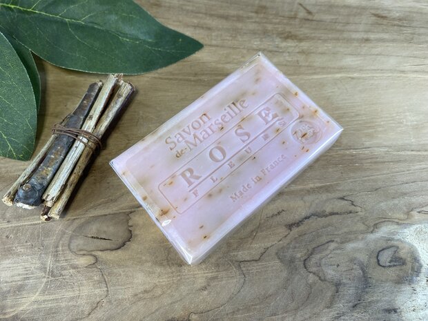 Marseille zeep - Rozenblaadjes