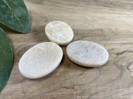 Maansteen duimsteen Maansteen duimsteen