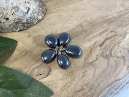 Hematiet hanger Hematiet hanger