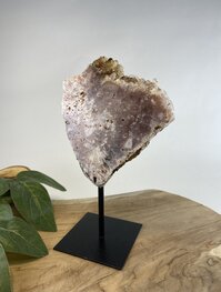 Roze Amethist op standaard 3 Roze Amethist op standaard 3