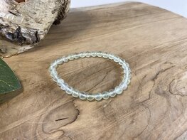 Prehniet kogelarmband 6mm